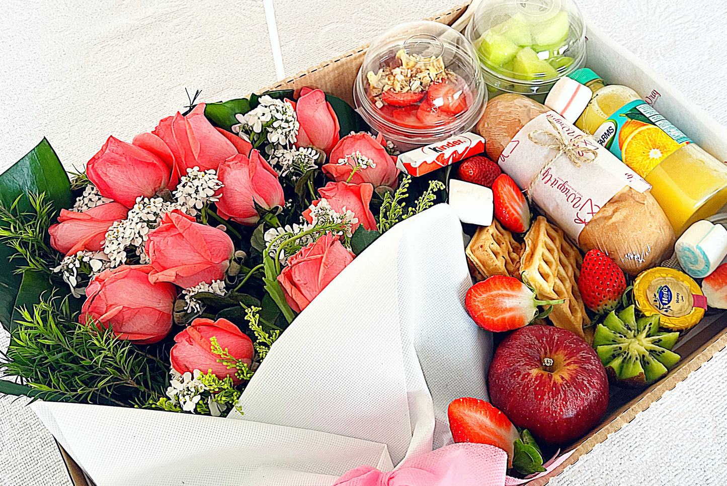 Breakfast & Flowers Box